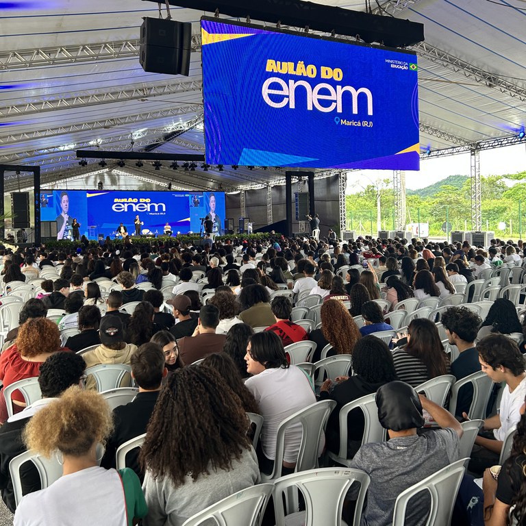 Entre sonhos e descobertas, aulão do Enem movimenta o IFF Maricá e reforça a preparação dos estudantes