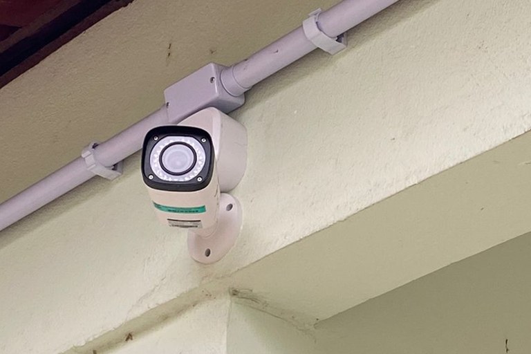 Câmeras são instaladas no Campus Bom Jesus para segurança da comunidade