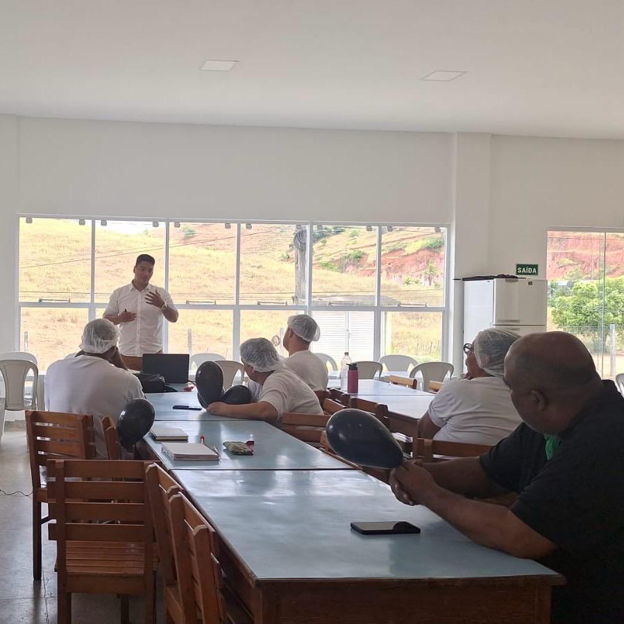 Treinamento Equipe Restaurante Estudantil