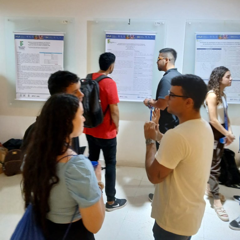 Estudantes colombianos da UNITEC compartilham experiência de intercâmbio no IFFluminense