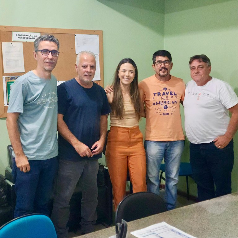 Reunião com Secretaria Municipal de Meio Ambiente de Apiacá (ES)