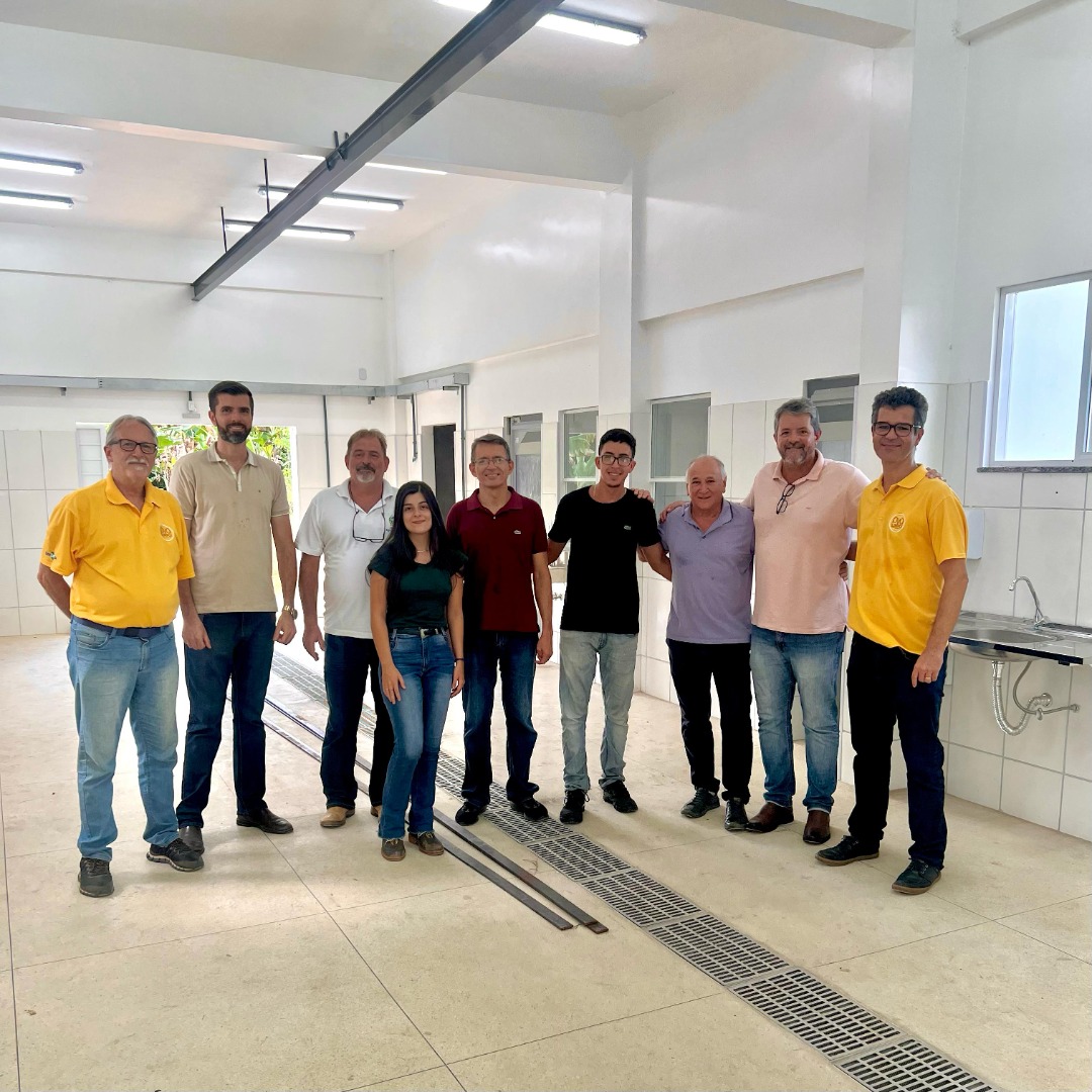 Projeto OvOLimpo, da Embrapa, visita Campus Bom Jesus