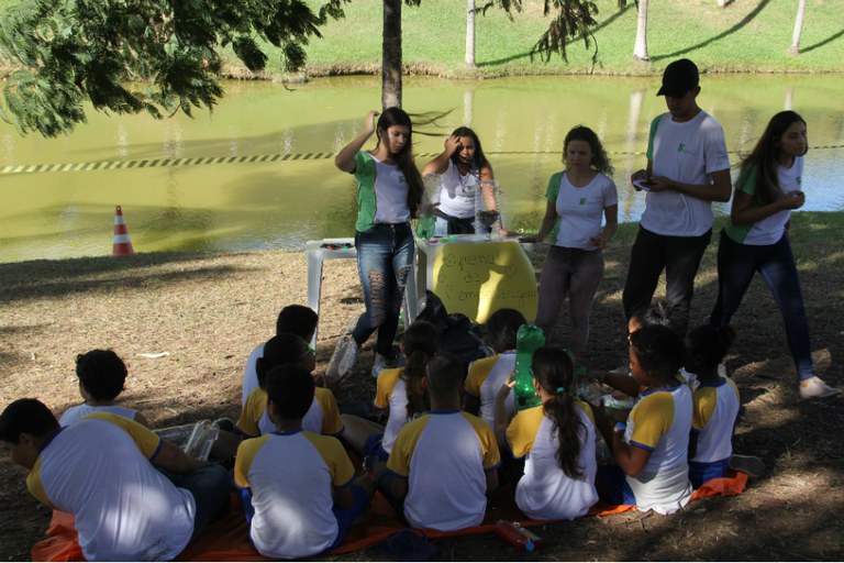 Educação Ambiental no Laguinho