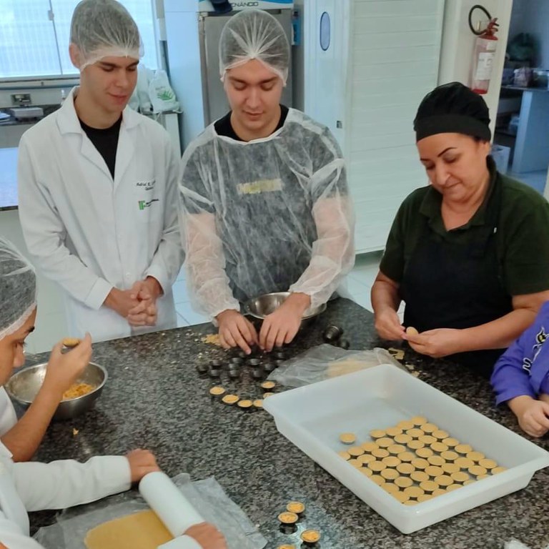 Treinamento - Salgados e Doces Senar - XII Mostra do Conhecimento.jpeg