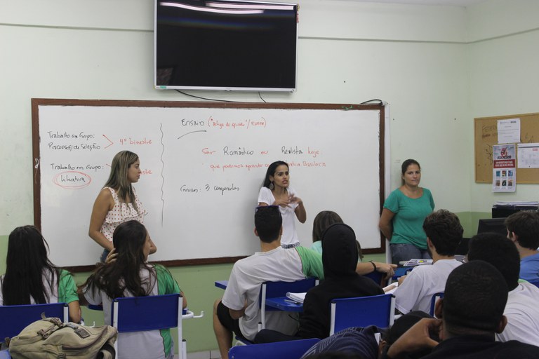 A equipe tirou dúvidas dos alunos durante a palestra