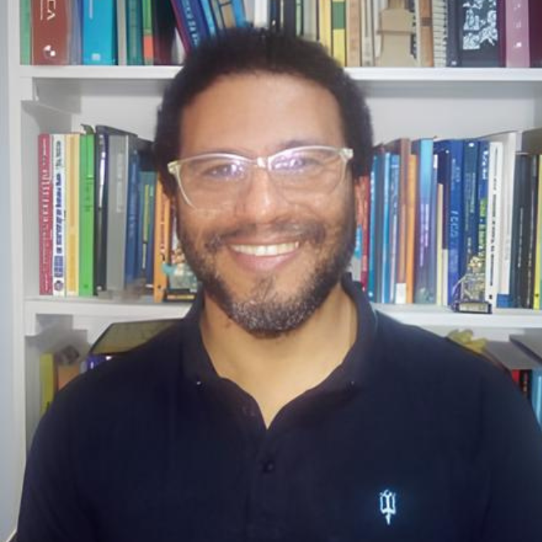 Professor Manildo Marcião