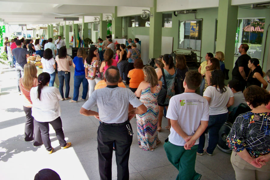 Os servidores foram recebidos com um café da manhã (Foto: Núcleo de Imagens do IFF)