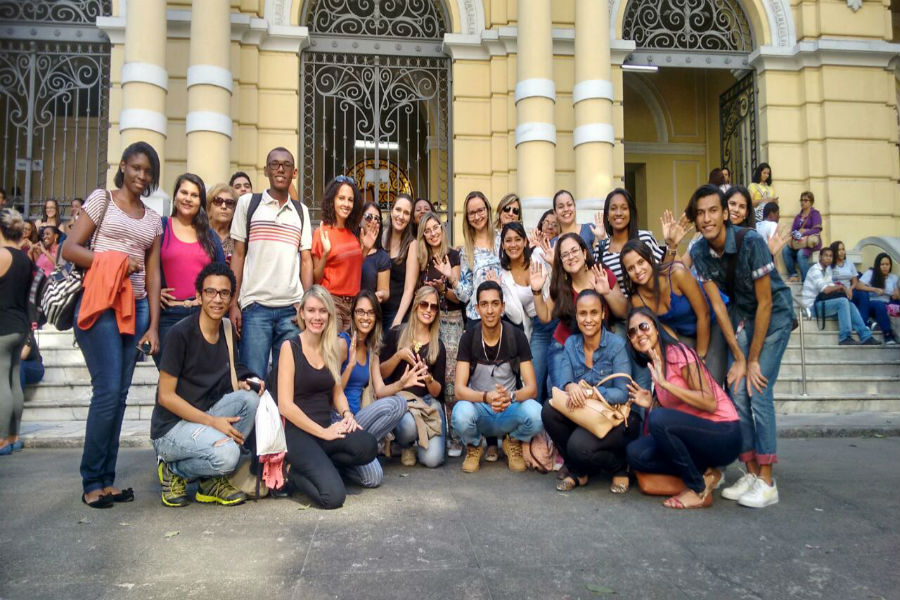 Estudantes do campus participam do Fórum Belingue do INES, 2016