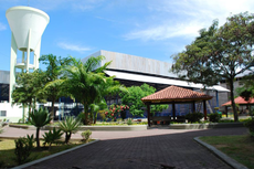 Parte da área externa do Campus Campos Centro do IFF (Ascom)