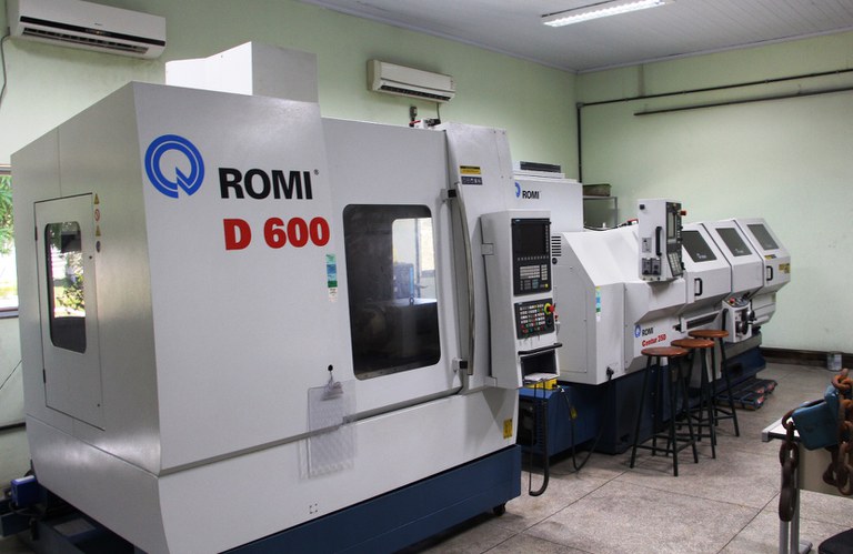 Laboratório de Usinagem