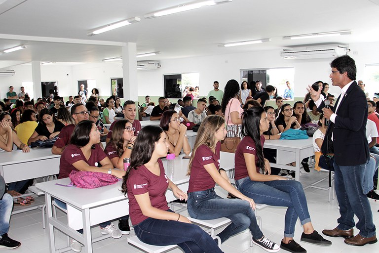 Campus Guarus inaugura Restaurante Estudantil