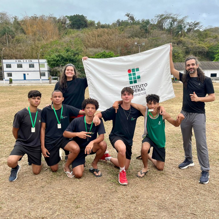 Equipe de Atletismo conquista medalha de bronze na abertura do JINIFF