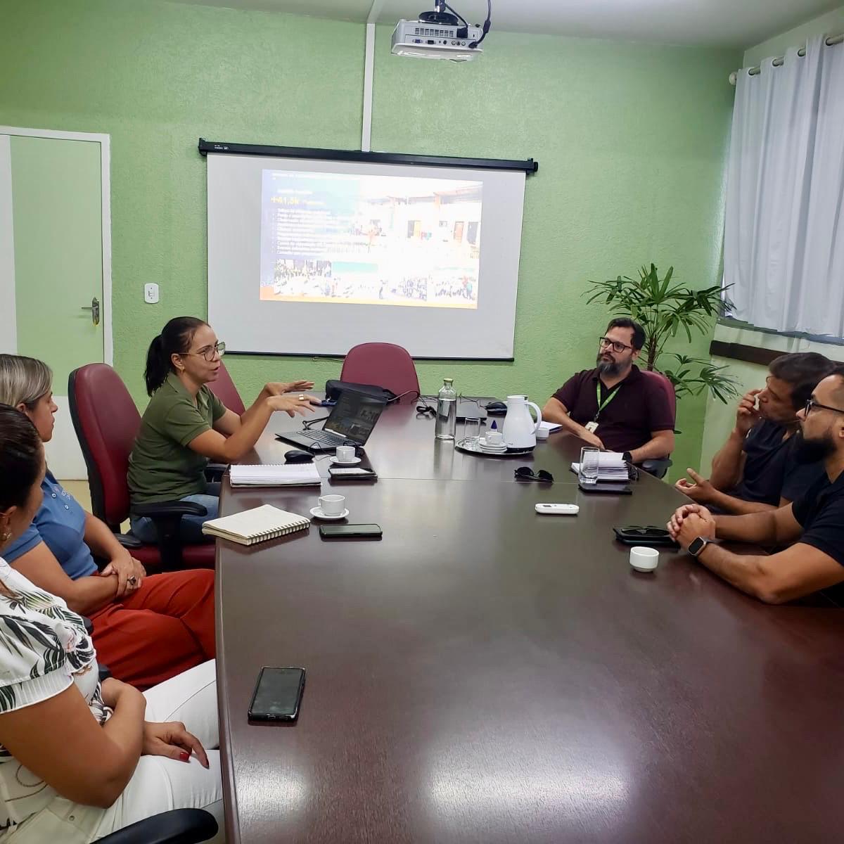 IFF Guarus e Reserva Caruara discutem parcerias institucionais