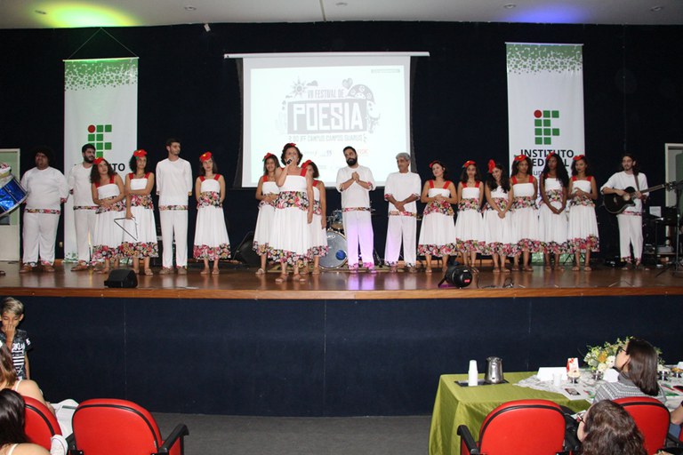 IFF Guarus realiza o VII Festival de Poesia