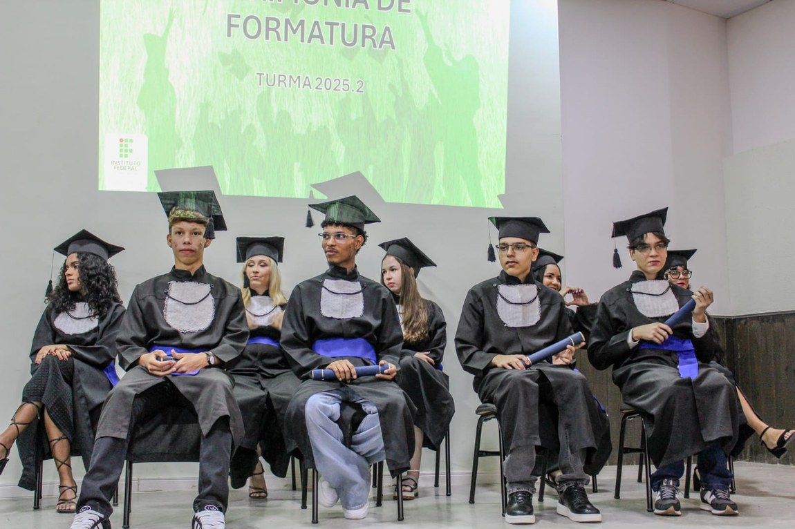 Instituto Federal Fluminense Campus Itaboraí celebra formatura das turmas 2025.2