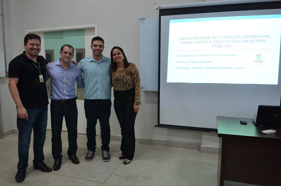 Apresentação de TCCs no Campus Itaperuna