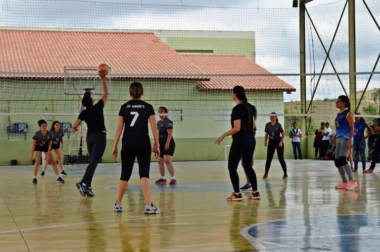 Vôlei feminino nos JICs do IFF