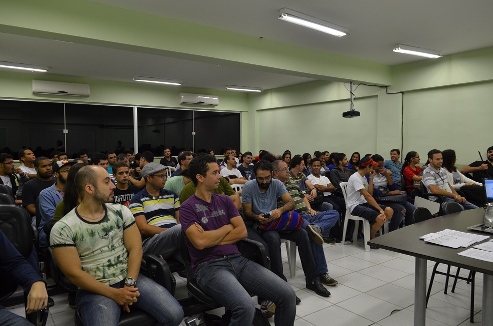 Debate para diretor em Itaperuna