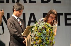 A diretora-geral do campus Itaperuna, Michelle Maria Freitas Neto, tomou posse para mais quatro anos à frente da gestão
