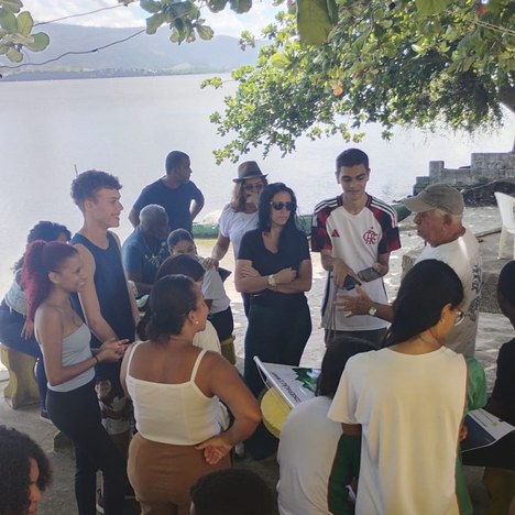 Estudantes de Meio Ambiente do IFF Maricá fazem visita técnica para conhecer Sistema Lagunar da região