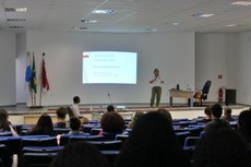 A programação da Mostra de Profissões no IFF Maricá incluiu palestras e visitas técnicas