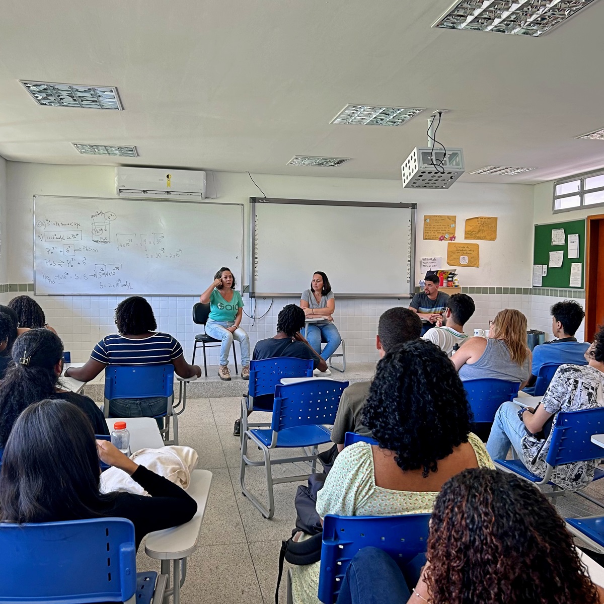 Roda de conversa sobre sustentabilidade no IFF Maricá