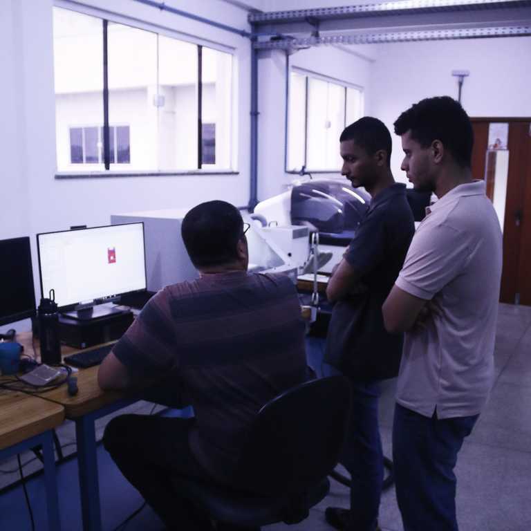 Estudantes da área de Informática podem se candidatar a bolsas do Polo de Inovação