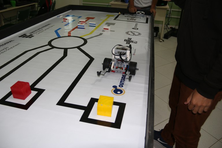 IFF organiza torneio de robótica nesta sexta-feira