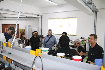 O grupo conheceu o Polo de Inovação e seus projetos e também foi à Laticínios Guarujá, onde está em funcionamento o Codigestor Anaeróbico Modular. (Foto: Pablo Nascimento)