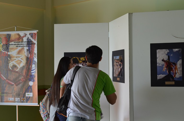 Campus Itaperuna realiza II Novembro Negro, com apresentações culturais, debates e exposição fotográfica