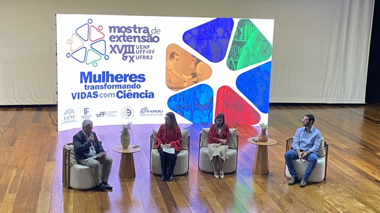 “O princípio da igualdade é o mais vezes repetido na Constituição Brasileira de 1988”, afirma ministra Cármen Lúcia Gestores da UFF, Uenf, IFF e UFRRJ durante abertura do evento