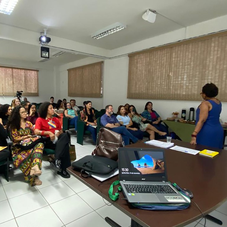 “Ser antirracista também é uma responsabilidade institucional”, afirma palestrante