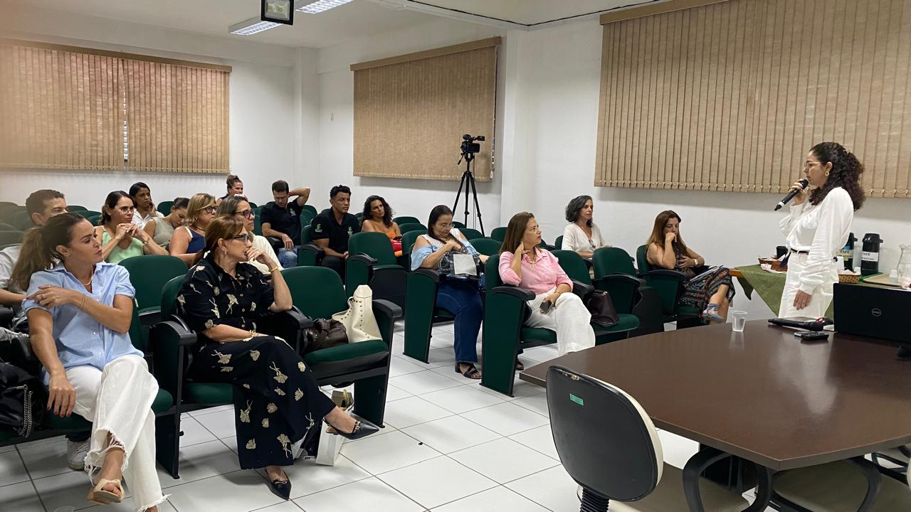 Comissão Permanente de Saúde Mental do IFF debate o cuidado coletivo