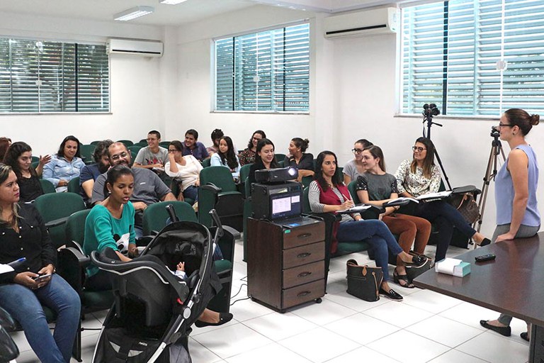 Comunicadores do IFF participam de workshop sobre mídias sociais