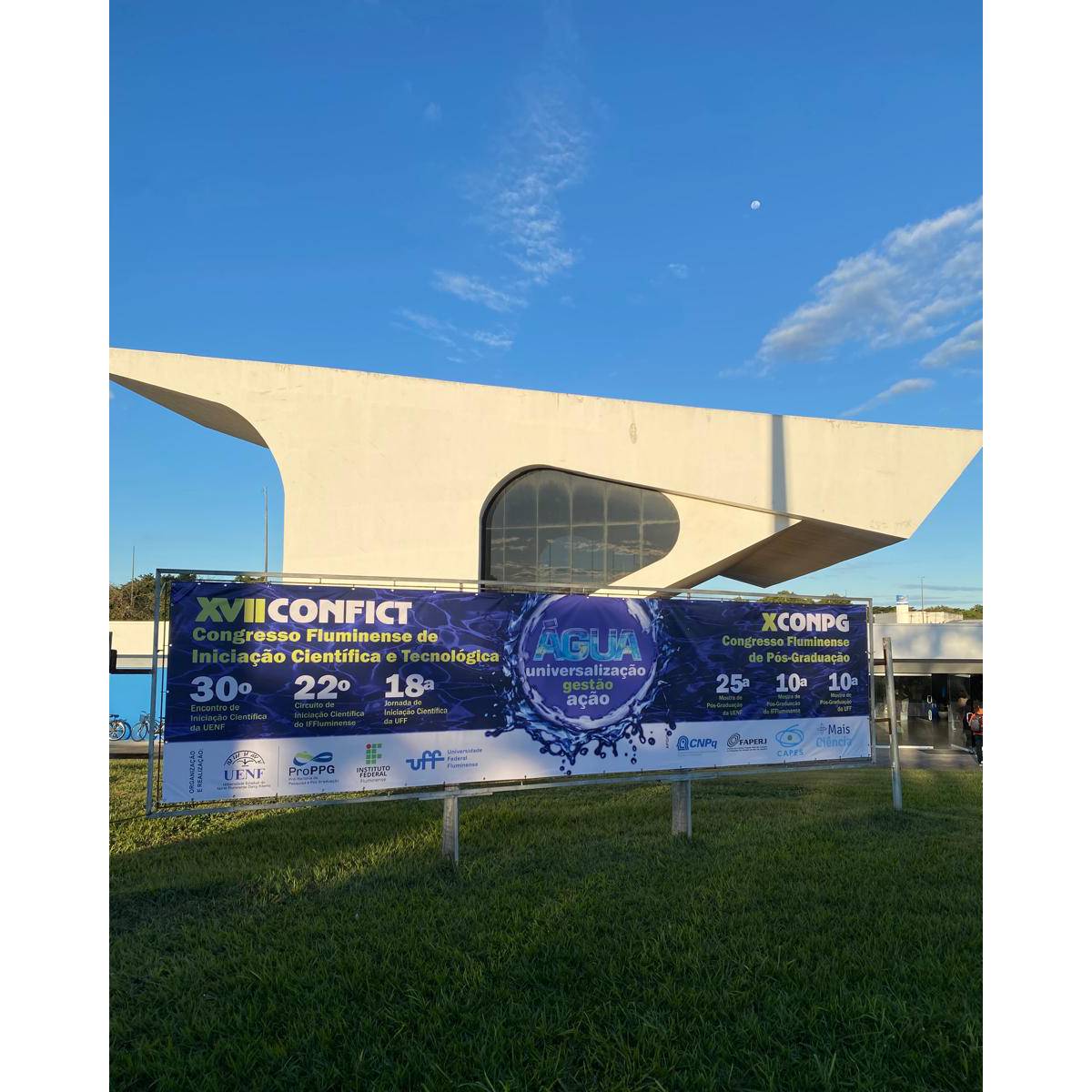 Congressos de Iniciação Científica e Pós-graduação seguem até sexta-feira