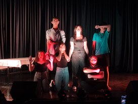 Teatro.jpg Teatro.jpg
