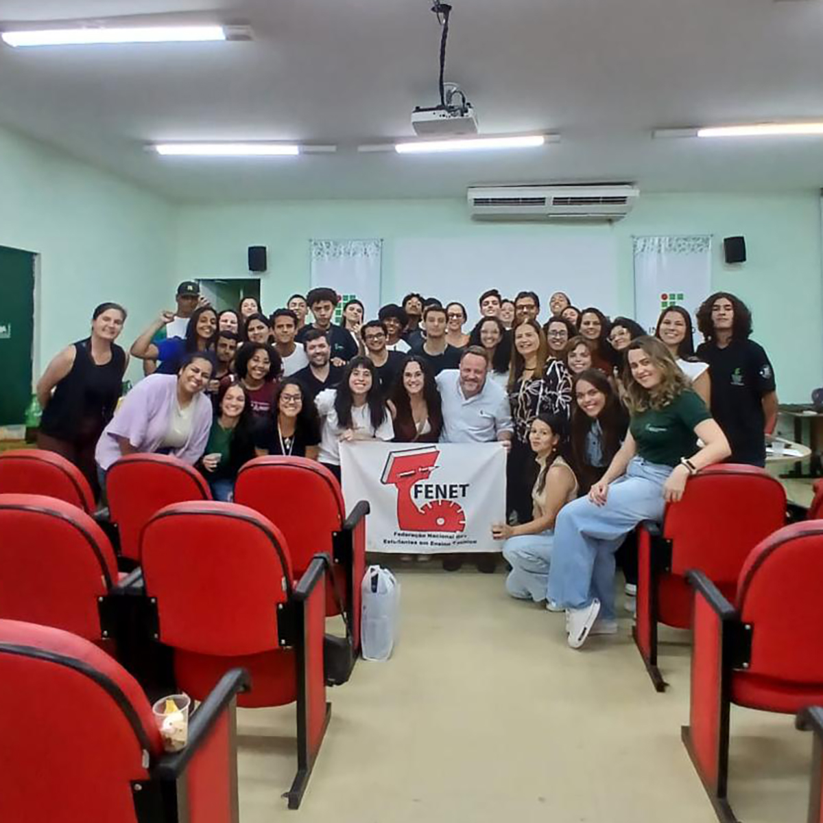 Encontro discute propostas para Reformulação da Assistência Estudantil do IFF e amplia a participação dos estudantes