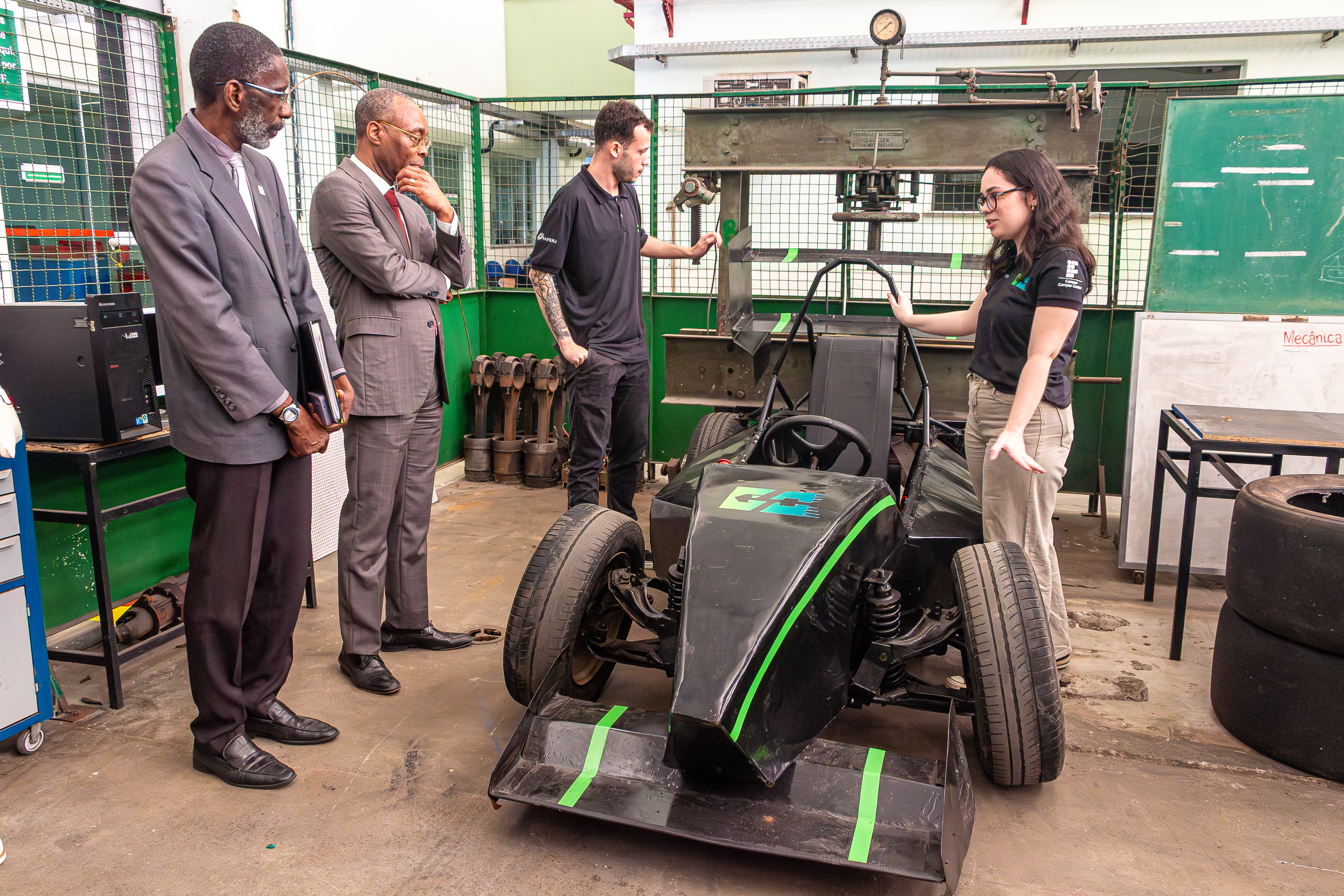 IFF e Angola selam parceria para intercâmbios e cooperação tecnológica