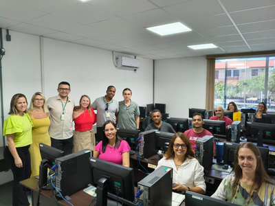 IFF inaugura laboratório e inicia curso de Moodle para servidores de Campos e Cabo Frio