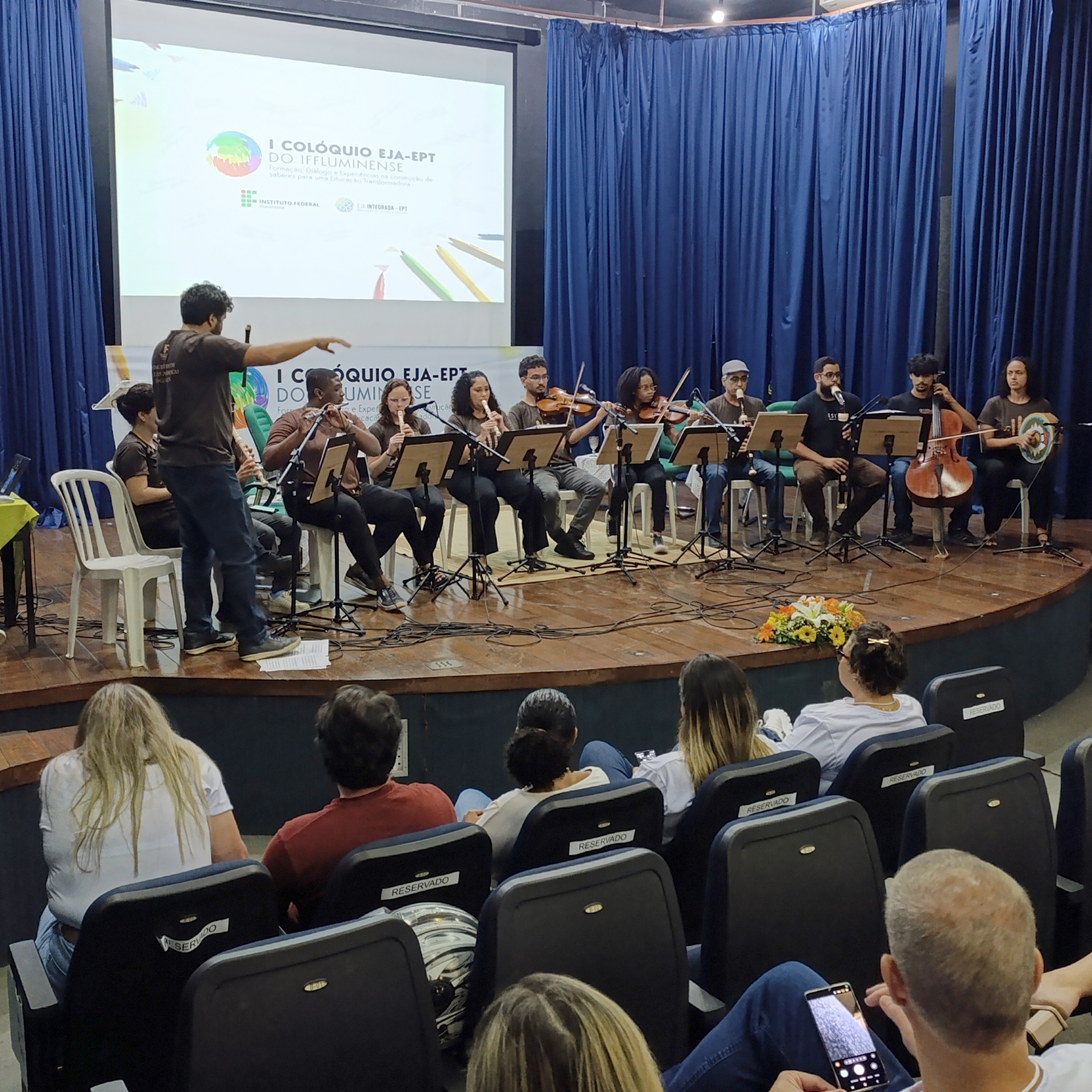 Mesa de abertura do I Colóquio EJA-EPT defende a ampliação da política pública