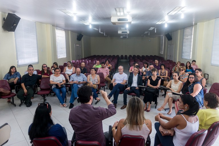 Propostas para melhoria da educação são apresentadas em encontro entre dirigentes do ensino superior de Campos