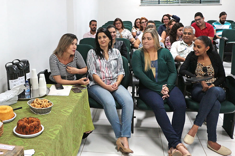 Reitoria comemora o Dia das Mães