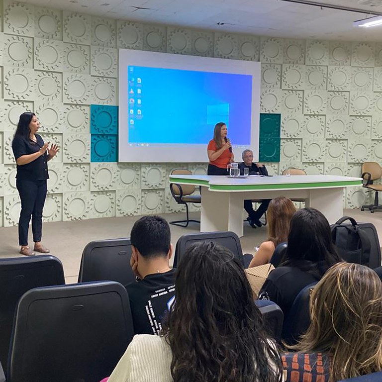 Seminário aborda importância da preservação do patrimônio e da memória escolar