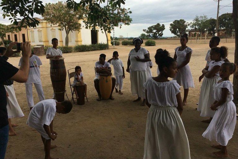 Estudantes visitam Quilombo da Machadinha