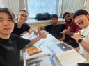 Edson Ribeiro Ferreira durante atividade na ILSC Toronto, em convivência com estudantes de diferentes nacionalidades (Foto: Divulgação/IFF).
