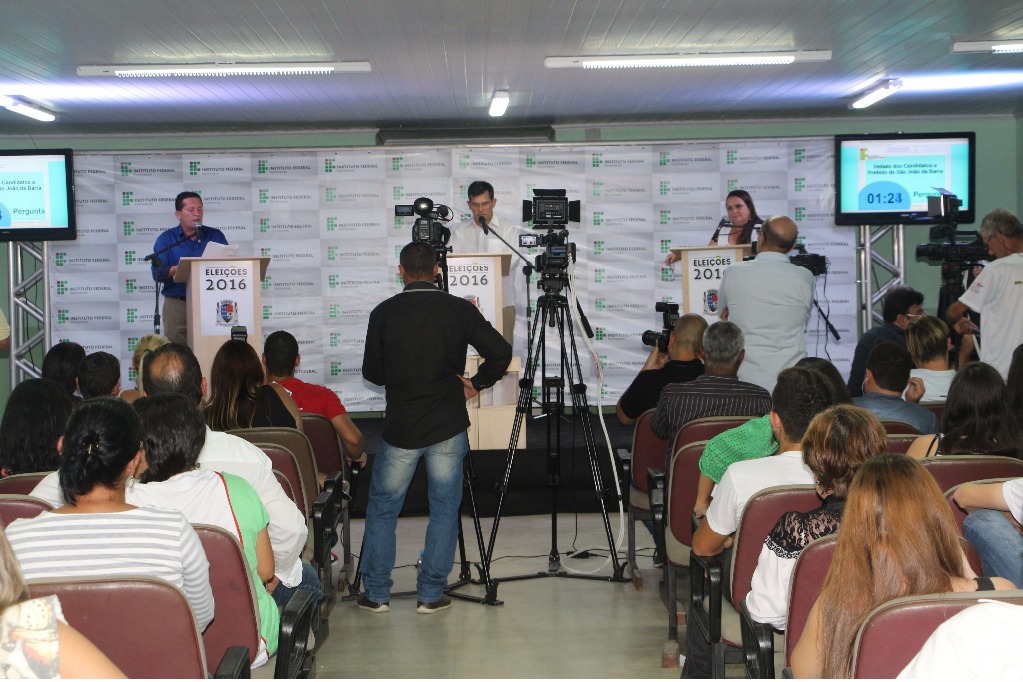 Campus São João da Barra realiza o primeiro debate entre os prefeitáveis do município 