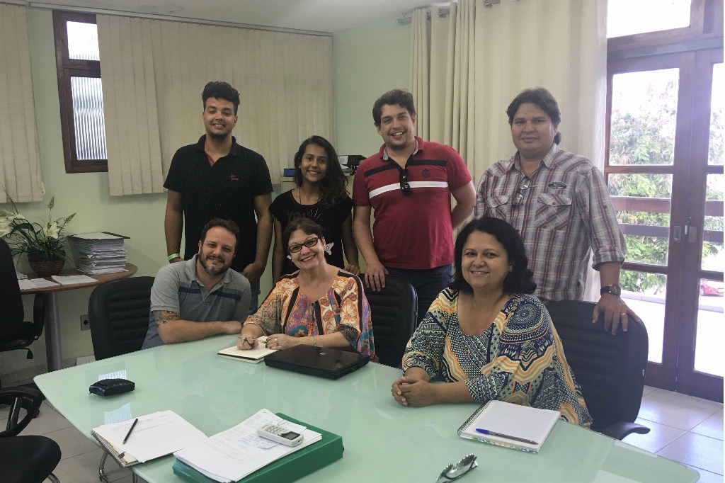 Kátia Macabu durante reunião com representantes do campus Cabo Frio.jpg