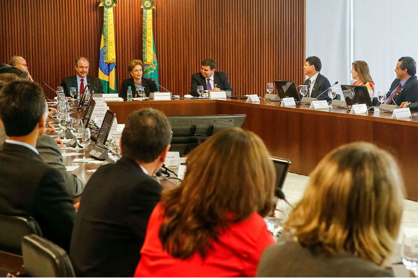 Reitores durante reunião com Dilma Roussef.jpg