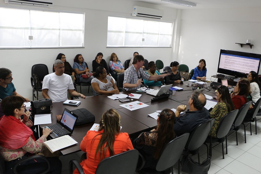 Uma das reuniões dos organizadores do evento