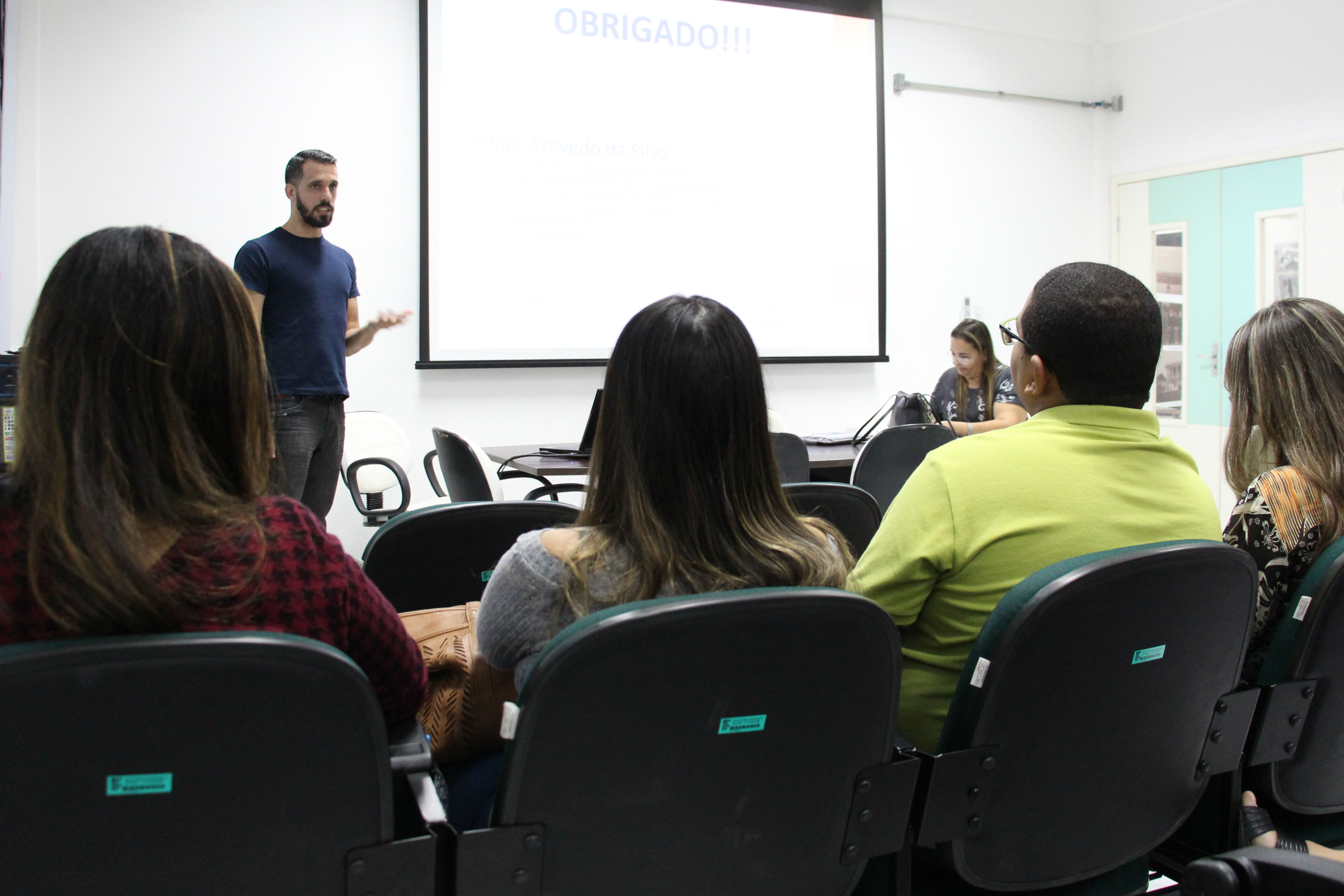 Servidores participam de Dia do Campus